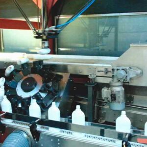 Robotic bottle unscrambler